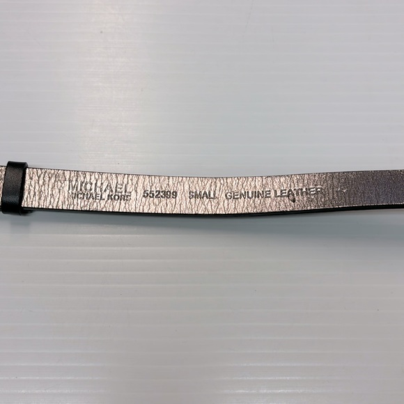 Michael Kors Black Skinny Leather Belt Silver Buckle Adjustable Small - Picture 4 of 7